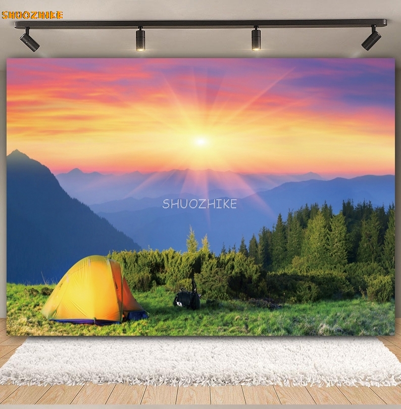 Outdoor-Wald-Camping-Hintergru – Outdoor Adventure Background Bewertung und Preis